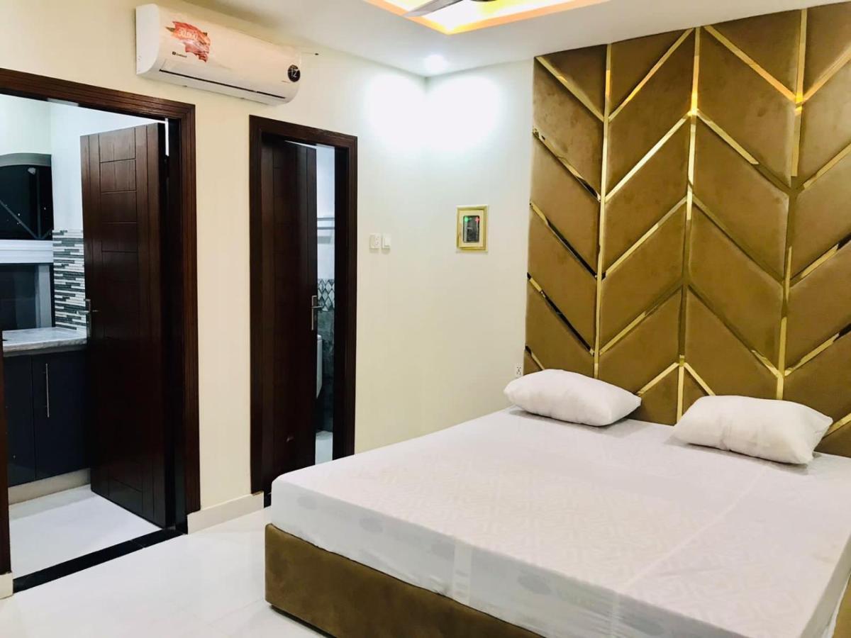 Premier Heights Jhelum Hotell Eksteriør bilde