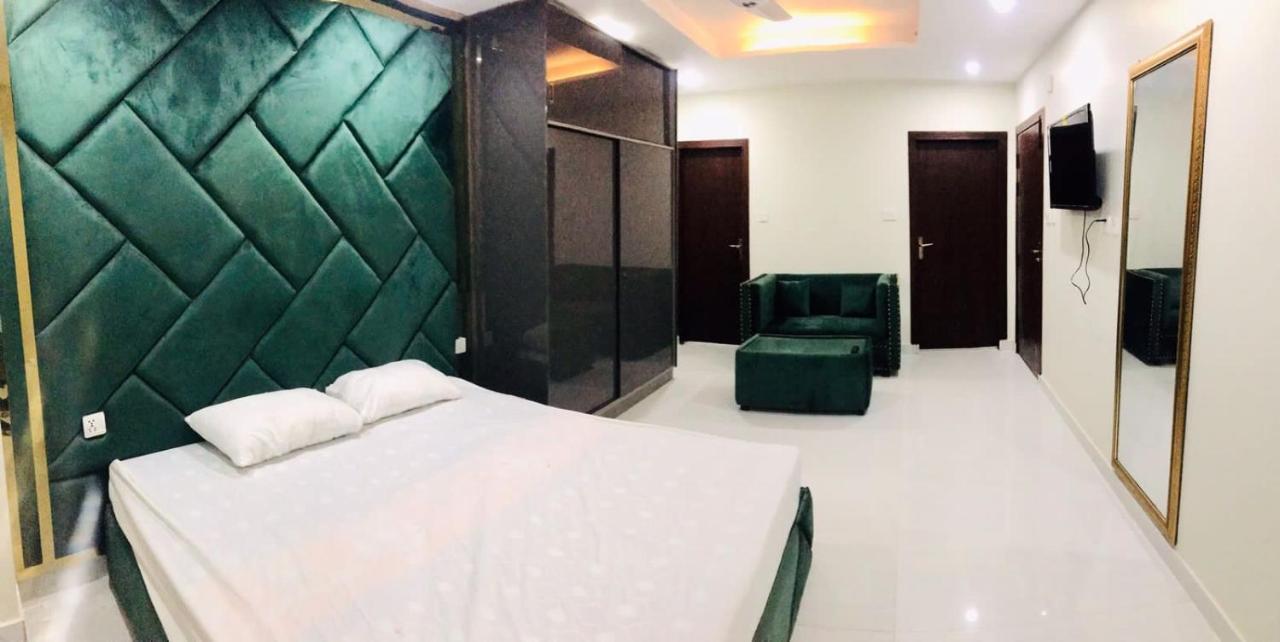Premier Heights Jhelum Hotell Eksteriør bilde